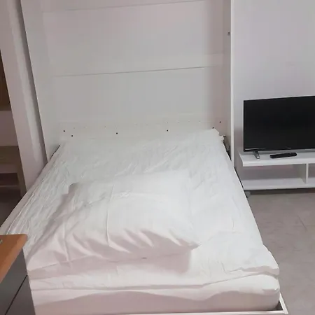 Apartment Karest Compact 1 *