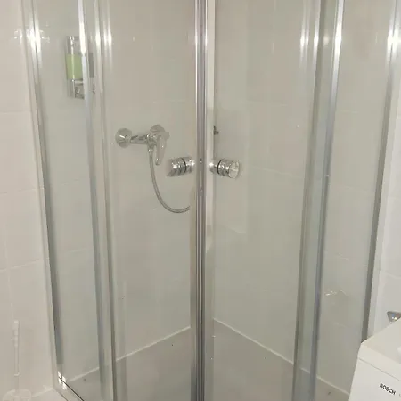 Karest Compact 1 *