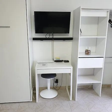 Apartment Karest Compact 1